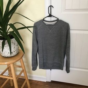Gap crewneck sweatshirt